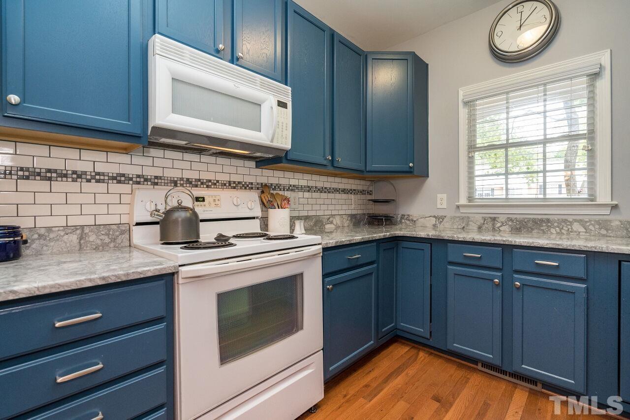 4508 Mistiflower Drive Raleigh, NC 27606 - Photo 6 of 32 Gallery Image 6