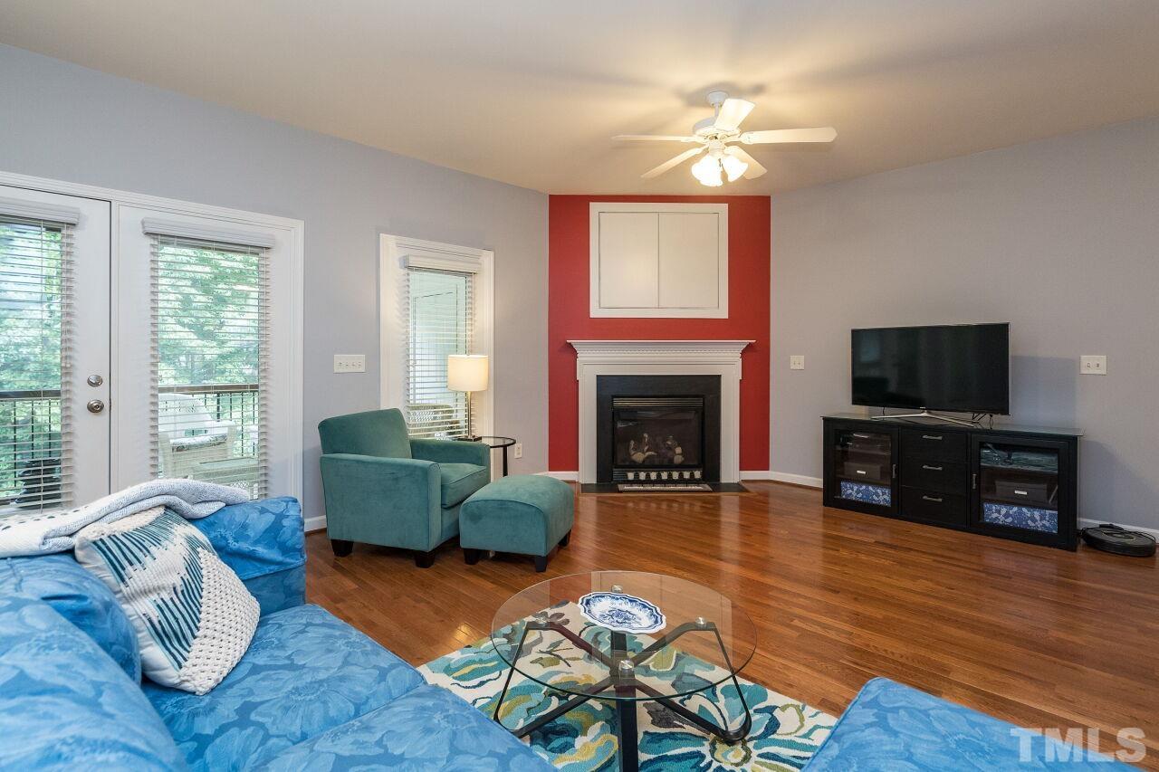 4508 Mistiflower Drive Raleigh, NC 27606 - Photo 8 of 32 Gallery Image 8