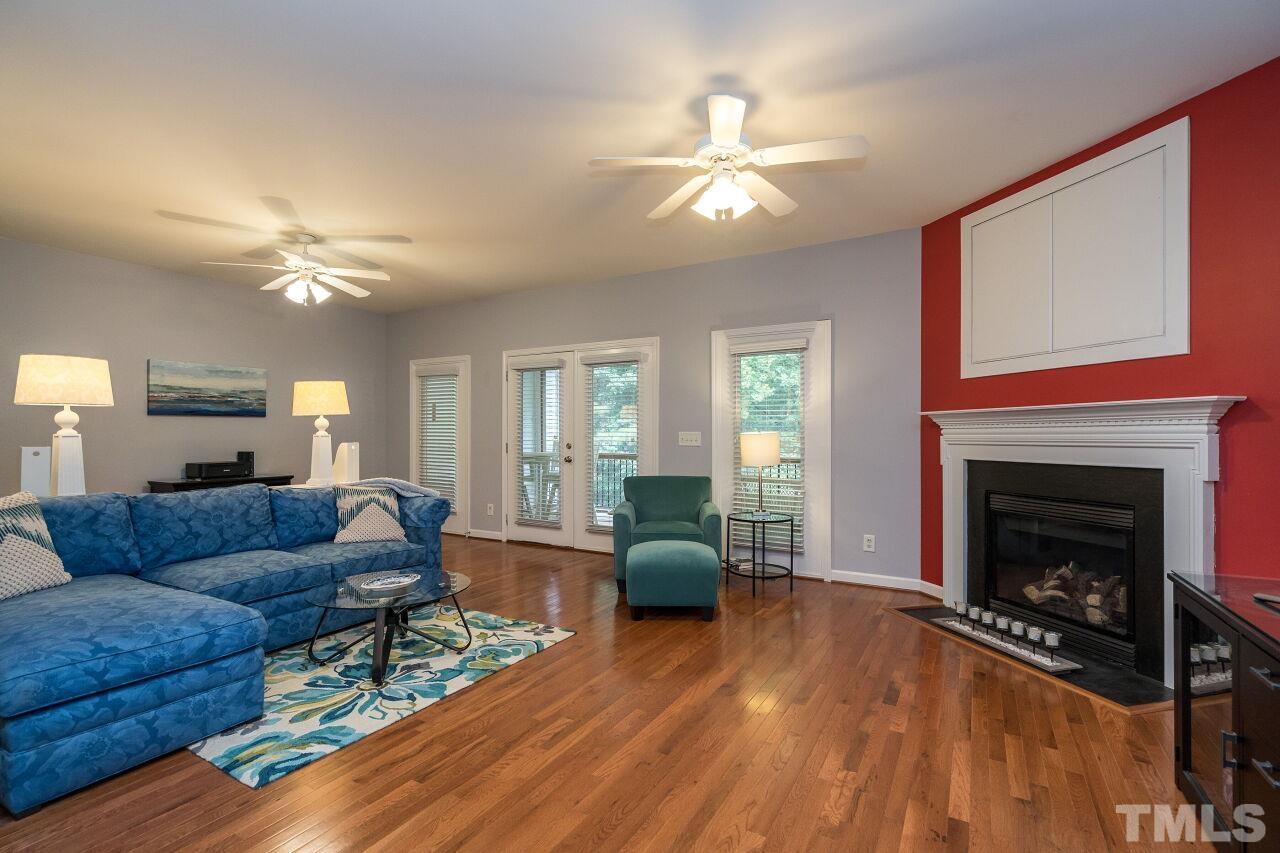 4508 Mistiflower Drive Raleigh, NC 27606 - Photo 9 of 32 Gallery Image 9