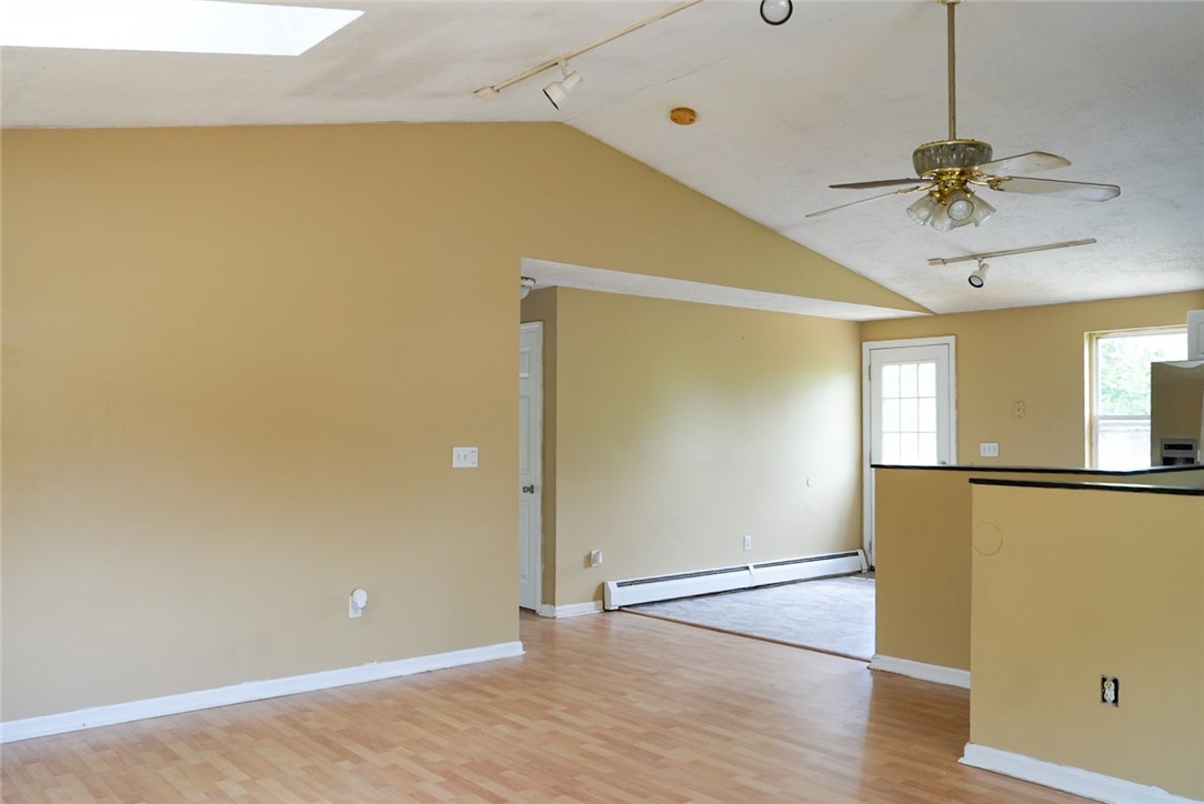 10 Scott Court Warren, RI 02885 - Photo 3 of 31