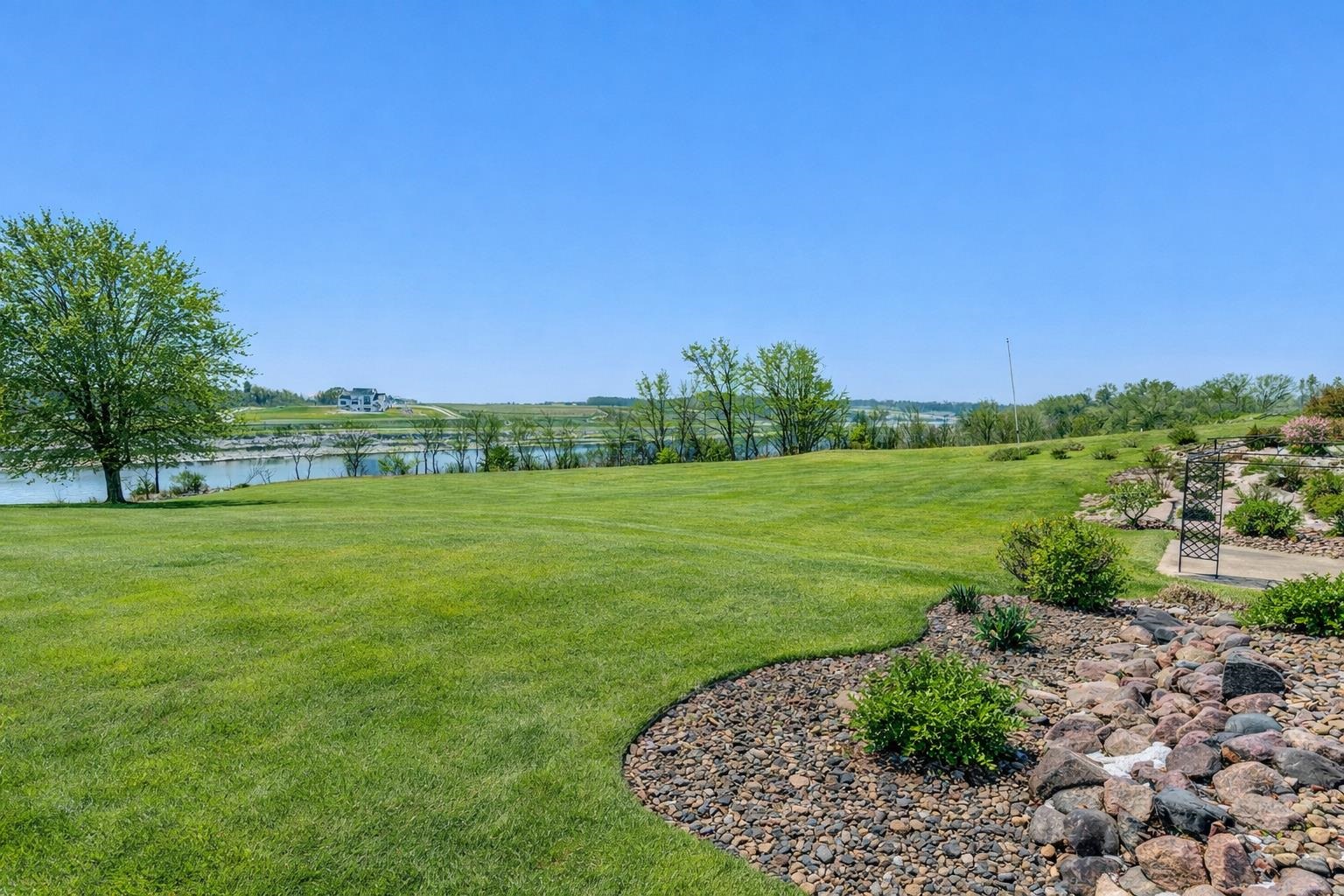 4207 Lost Dauphin Road Wrightstown, WI 54180 - Photo 35 of 40