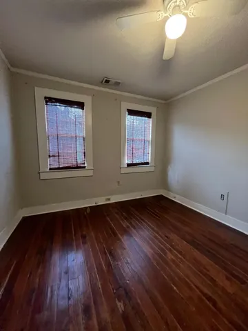 $2,400 | 160 Coming Street, Charleston, SC 29403