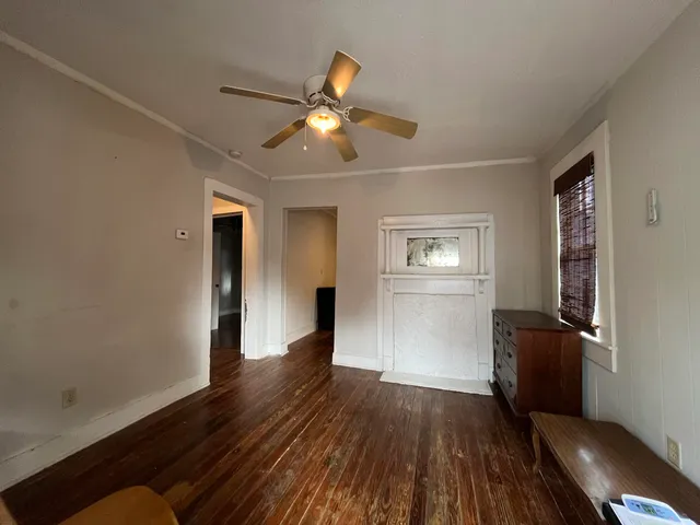 $2,400 | 160 Coming Street, Charleston, SC 29403