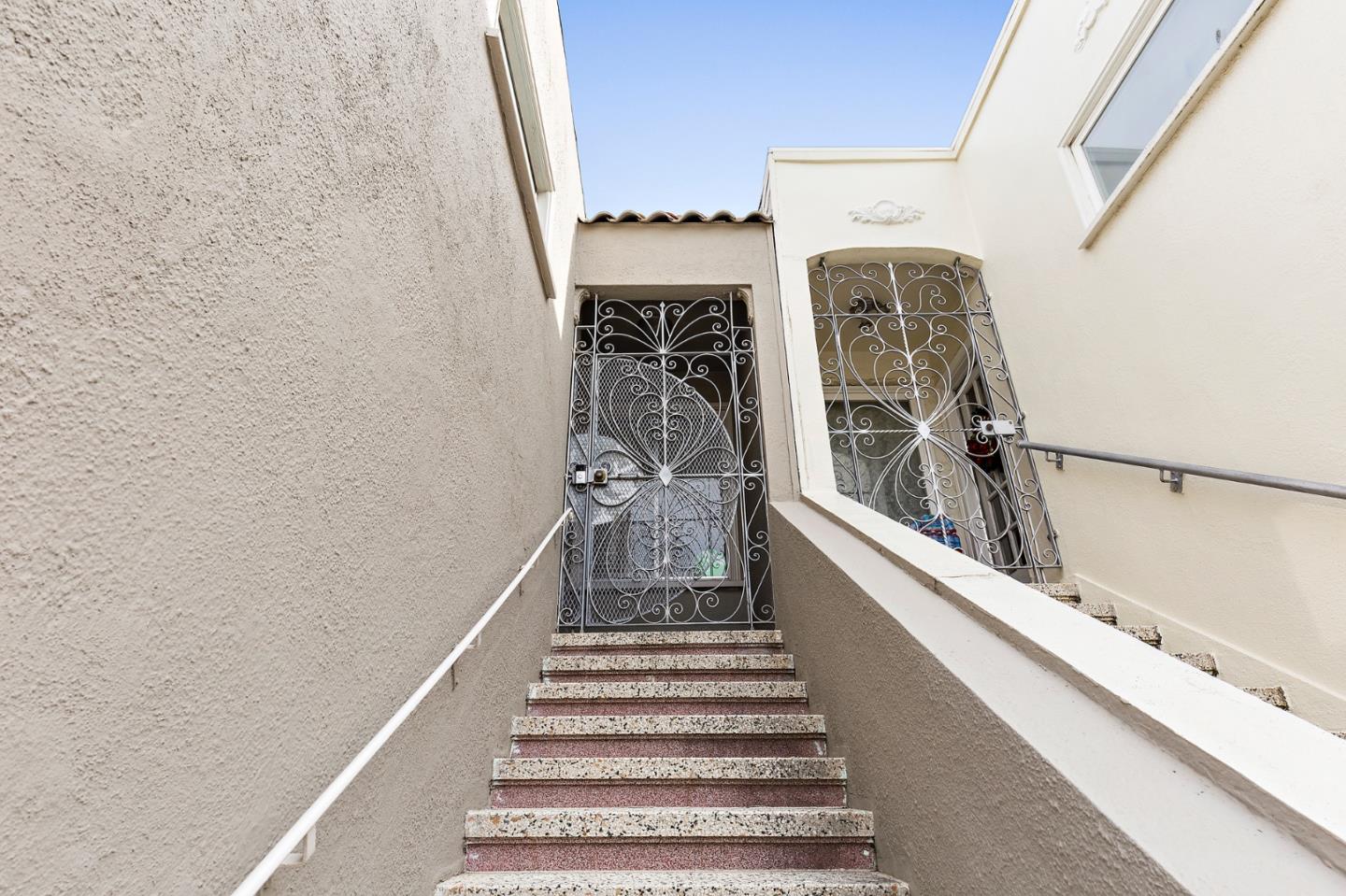 34 Rice Street San Francisco, CA 94112 - Photo 3 of 16 Gallery Image 3
