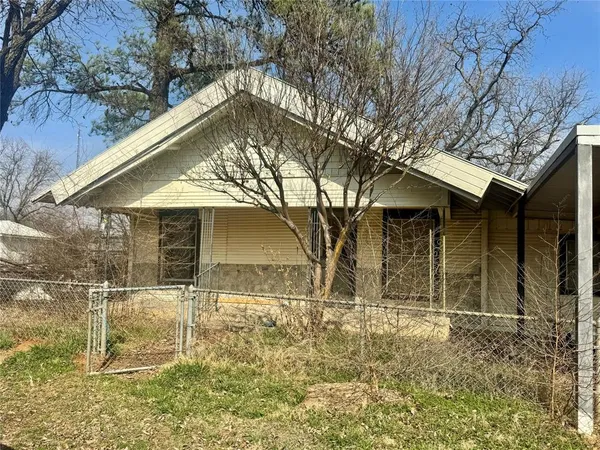 $40,000 | 316 West Alley Street, Perrin, TX 76486