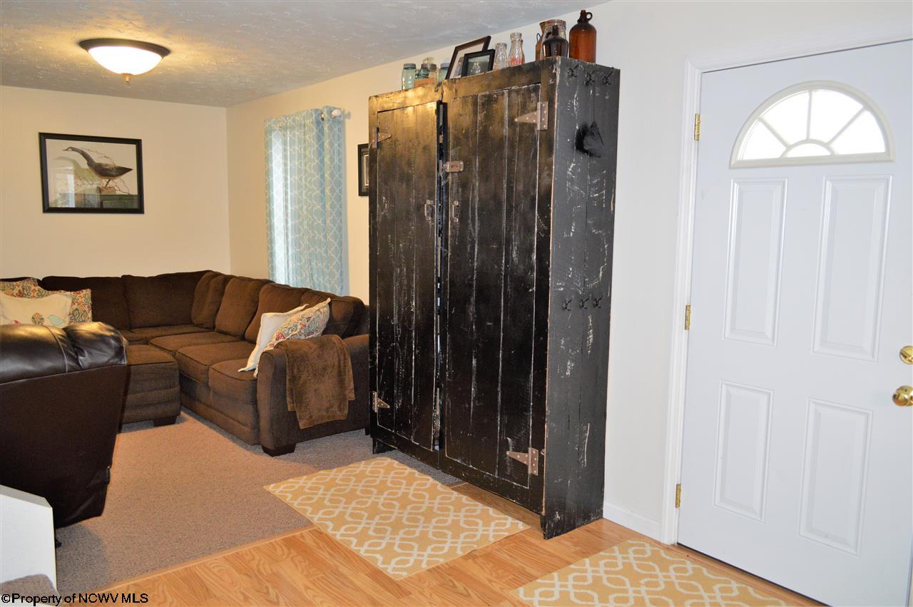 423 Parker Run Road Rivesville, WV 26588 - Photo 5 of 20 Gallery Image 5
