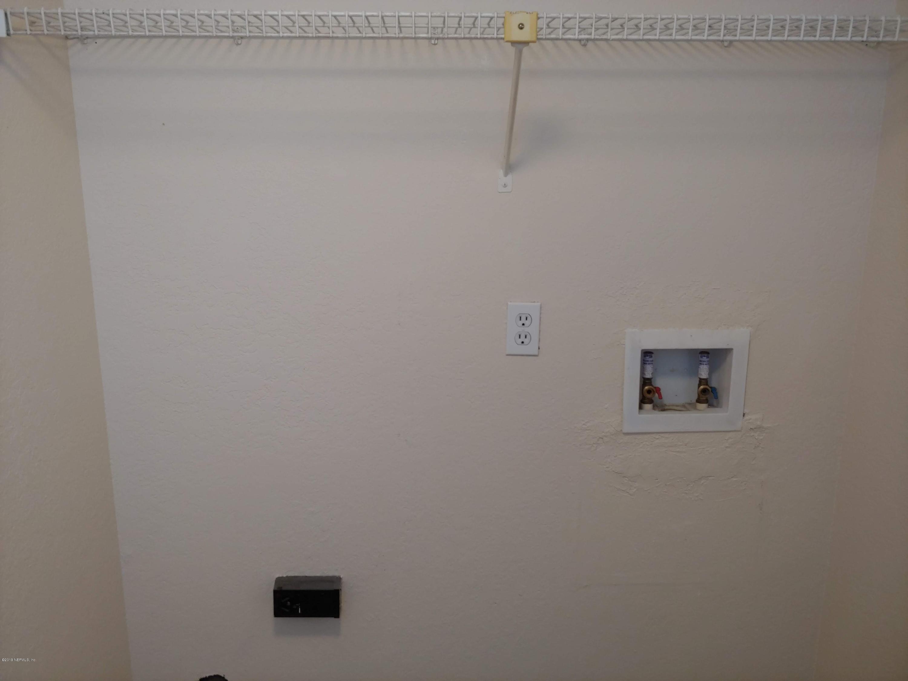 791 Assisi Lane, Unit 303 Jacksonville, FL 32233 - Photo 11 of 35 a view of a small space