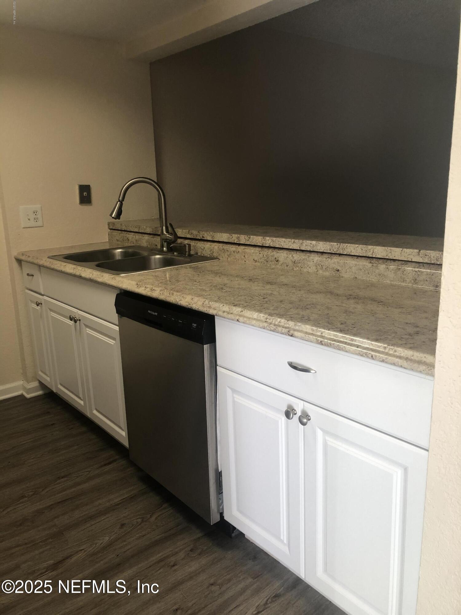 791 Assisi Lane, Unit 303 Jacksonville, FL 32233 - Photo 32 of 35