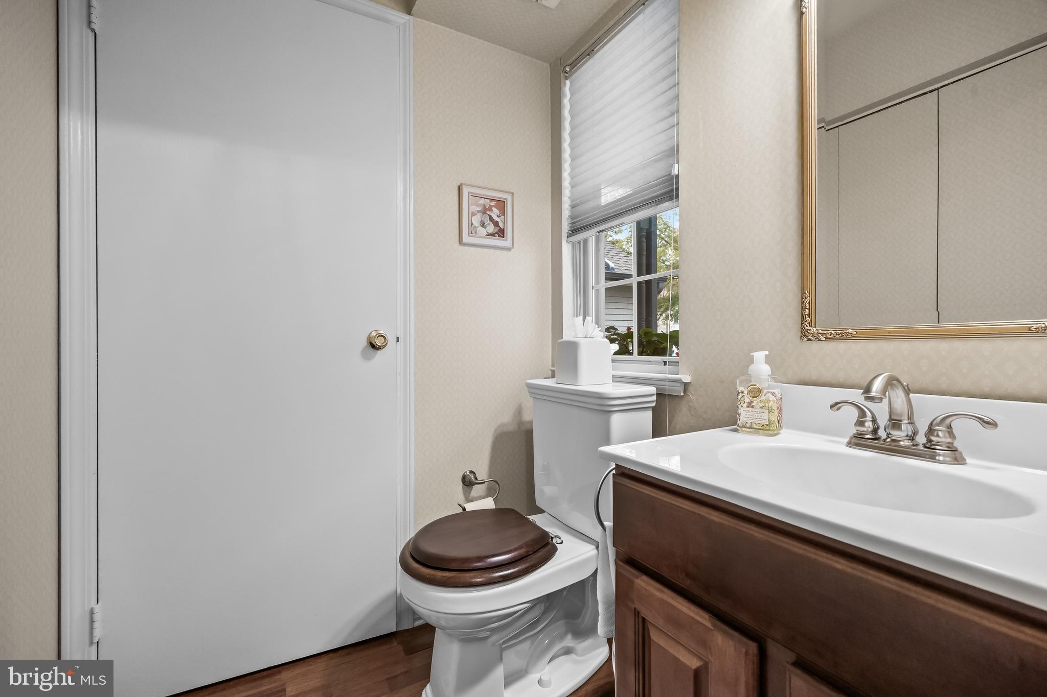 384 Inverness Court Mount Laurel, NJ 08054 - Photo 11 of 32