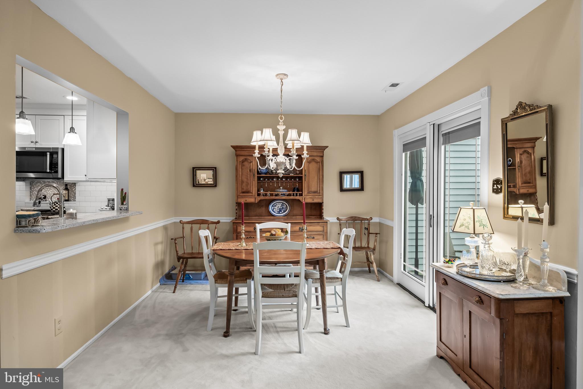 384 Inverness Court Mount Laurel, NJ 08054 - Photo 3 of 32