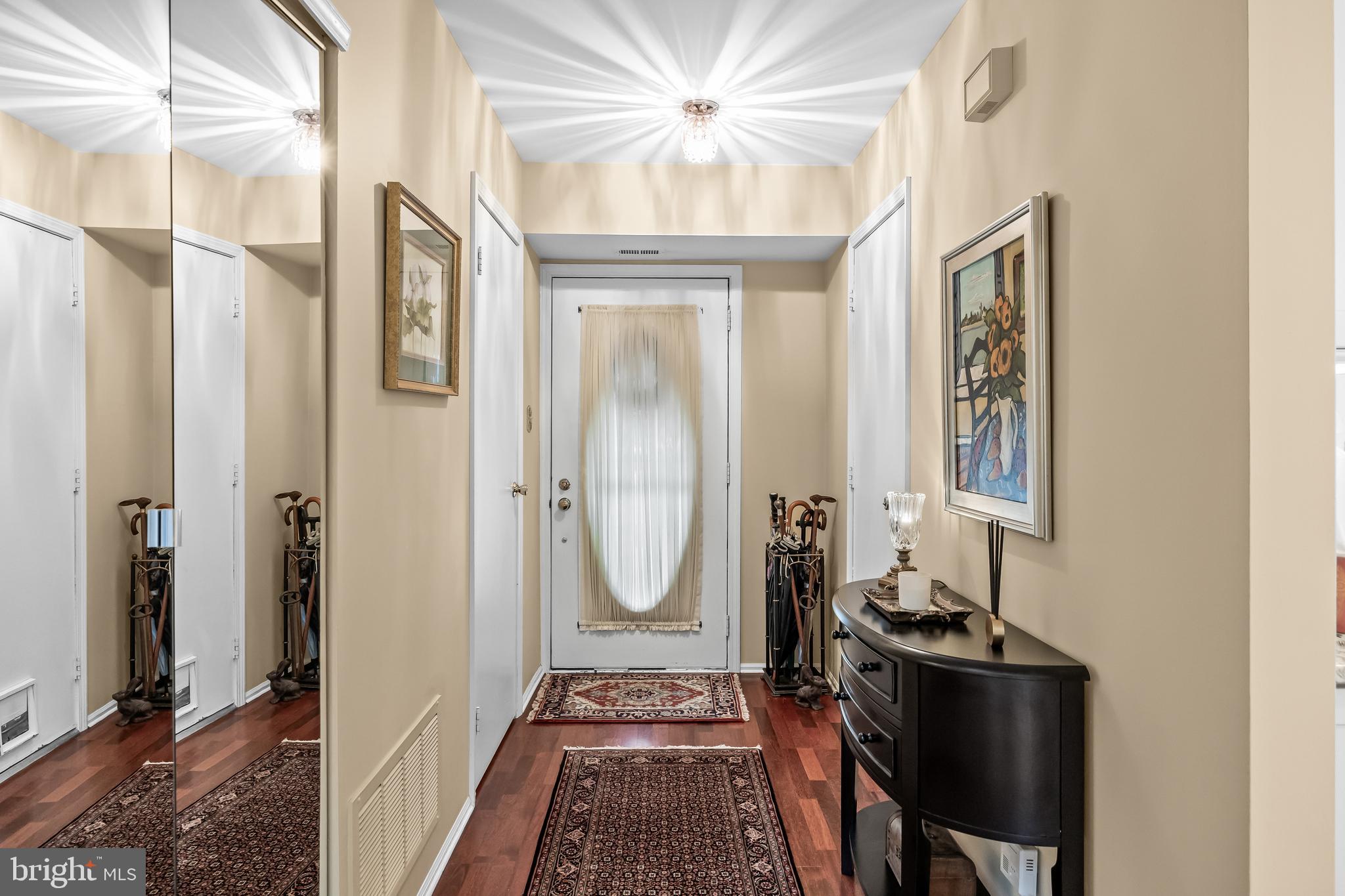 384 Inverness Court Mount Laurel, NJ 08054 - Photo 5 of 32