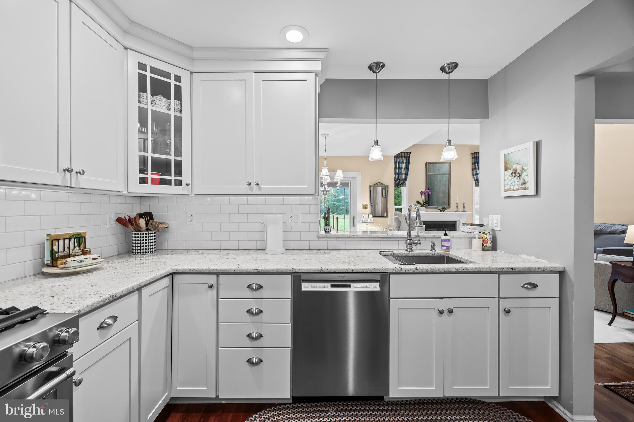 384 Inverness Court Mount Laurel, NJ 08054 - Photo 6 of 32