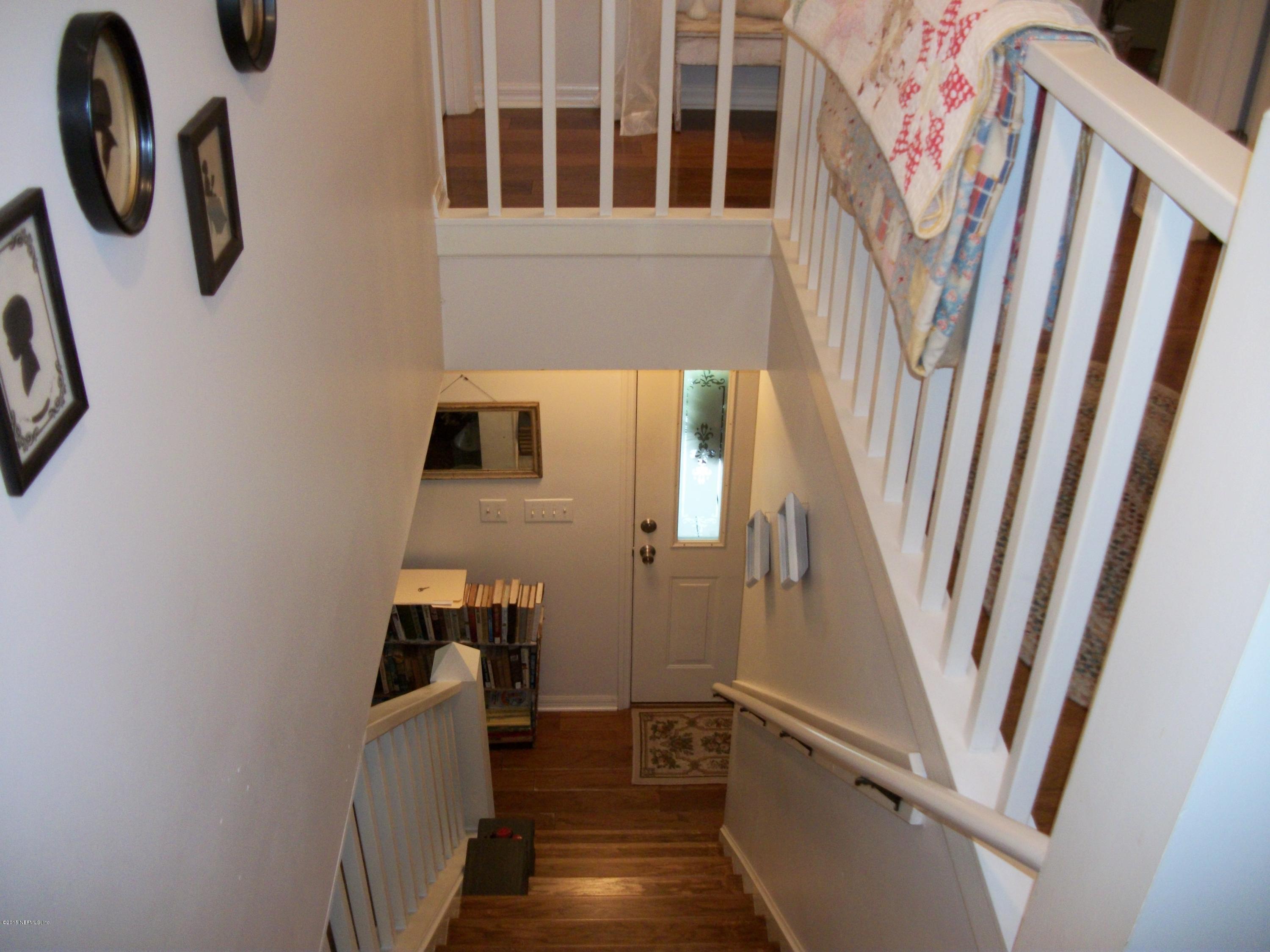 8218 Plantation Road Macclenny, FL 32063 - Photo 18 of 37 STAIRWAY