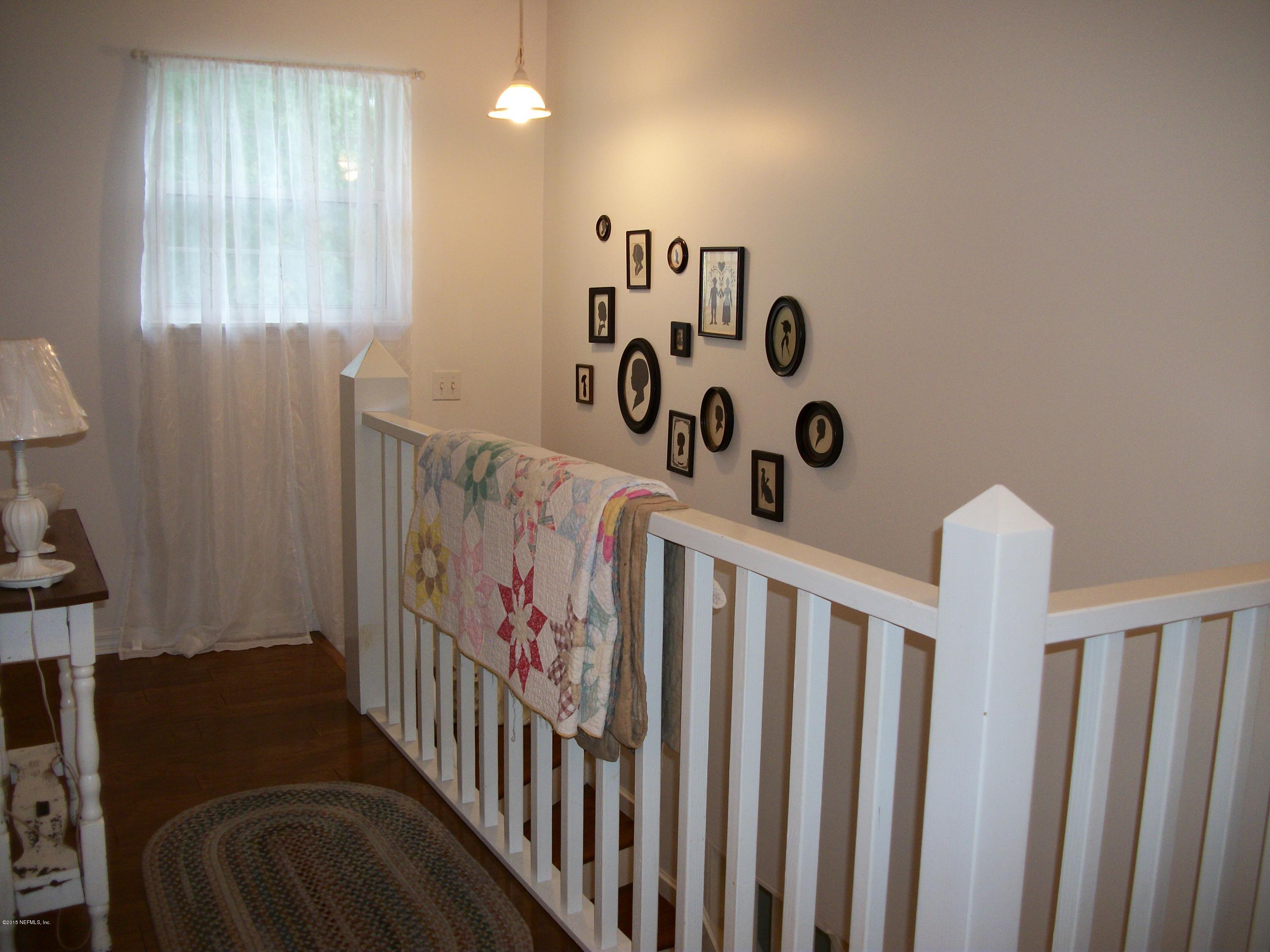 8218 Plantation Road Macclenny, FL 32063 - Photo 19 of 37 UPSTAIRS HALLWAY