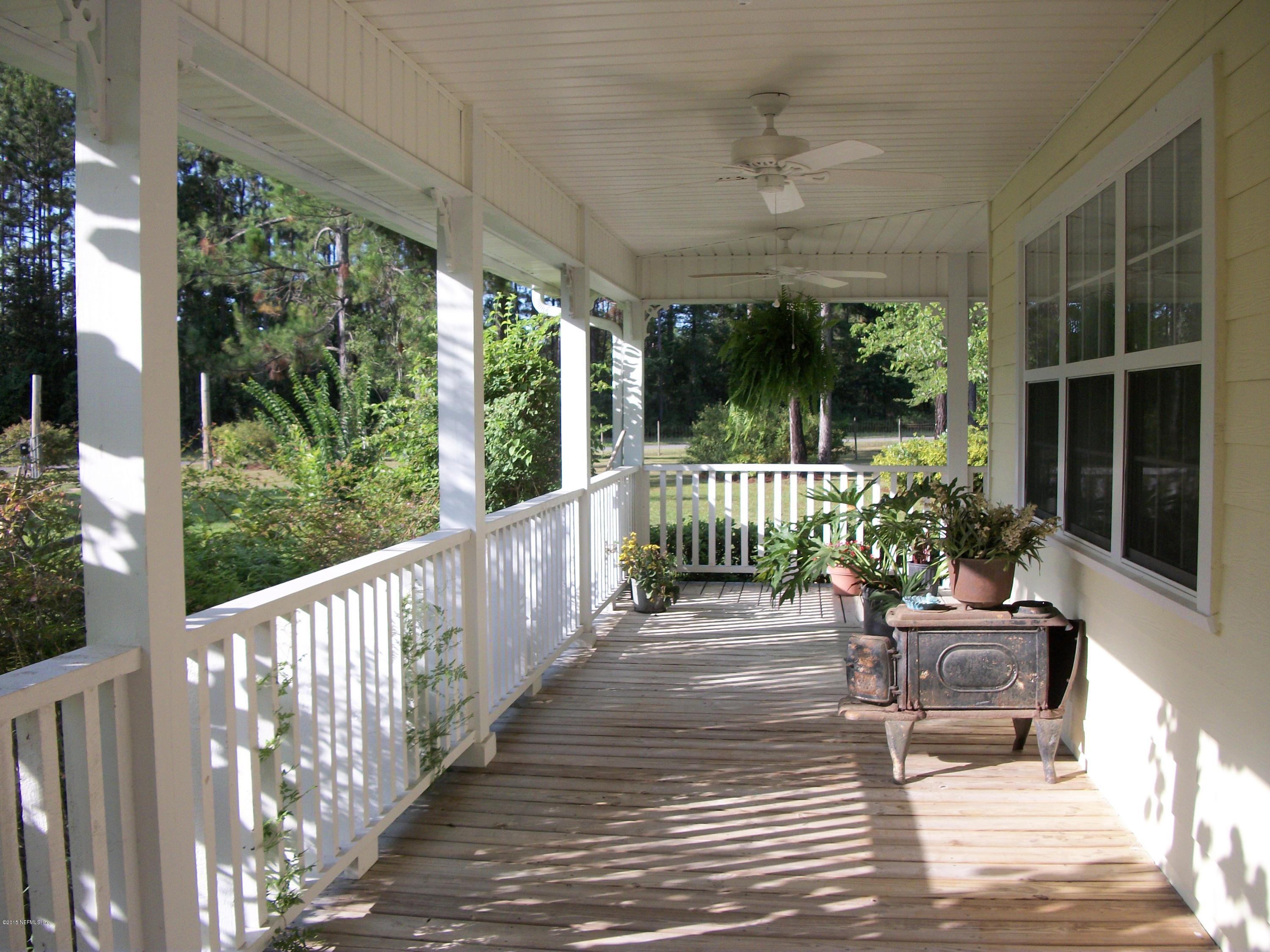8218 Plantation Road Macclenny, FL 32063 - Photo 4 of 37 WRAP AROUND PORCH