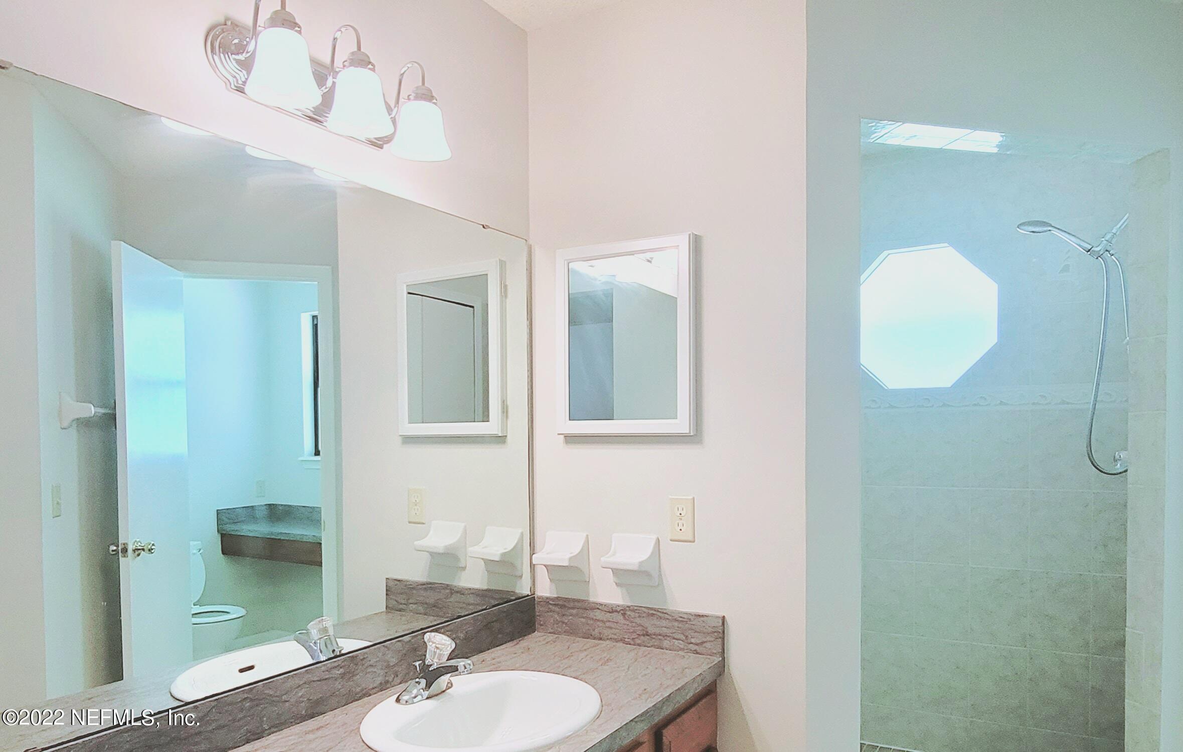 8427 Winter Berry Road Jacksonville, FL 32210 - Photo 10 of 17 pic18