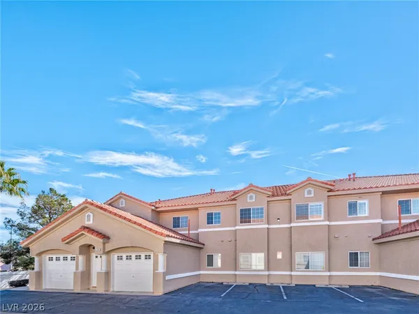 $1,650 | 3327 Erva Street, Unit 204, Las Vegas, NV 89117