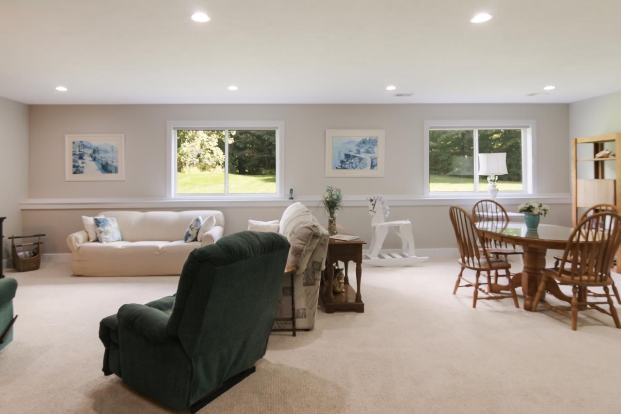 1159 South Ridge Court Traverse City, MI 49696 - Photo 27 of 31 1893276-26.JPG