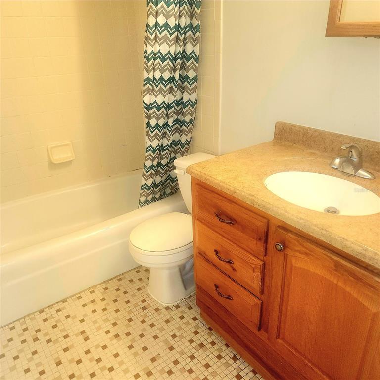 1700 Southwest 16th Court, Unit P28 Gainesville, FL 32608 - Photo 8 of 18
