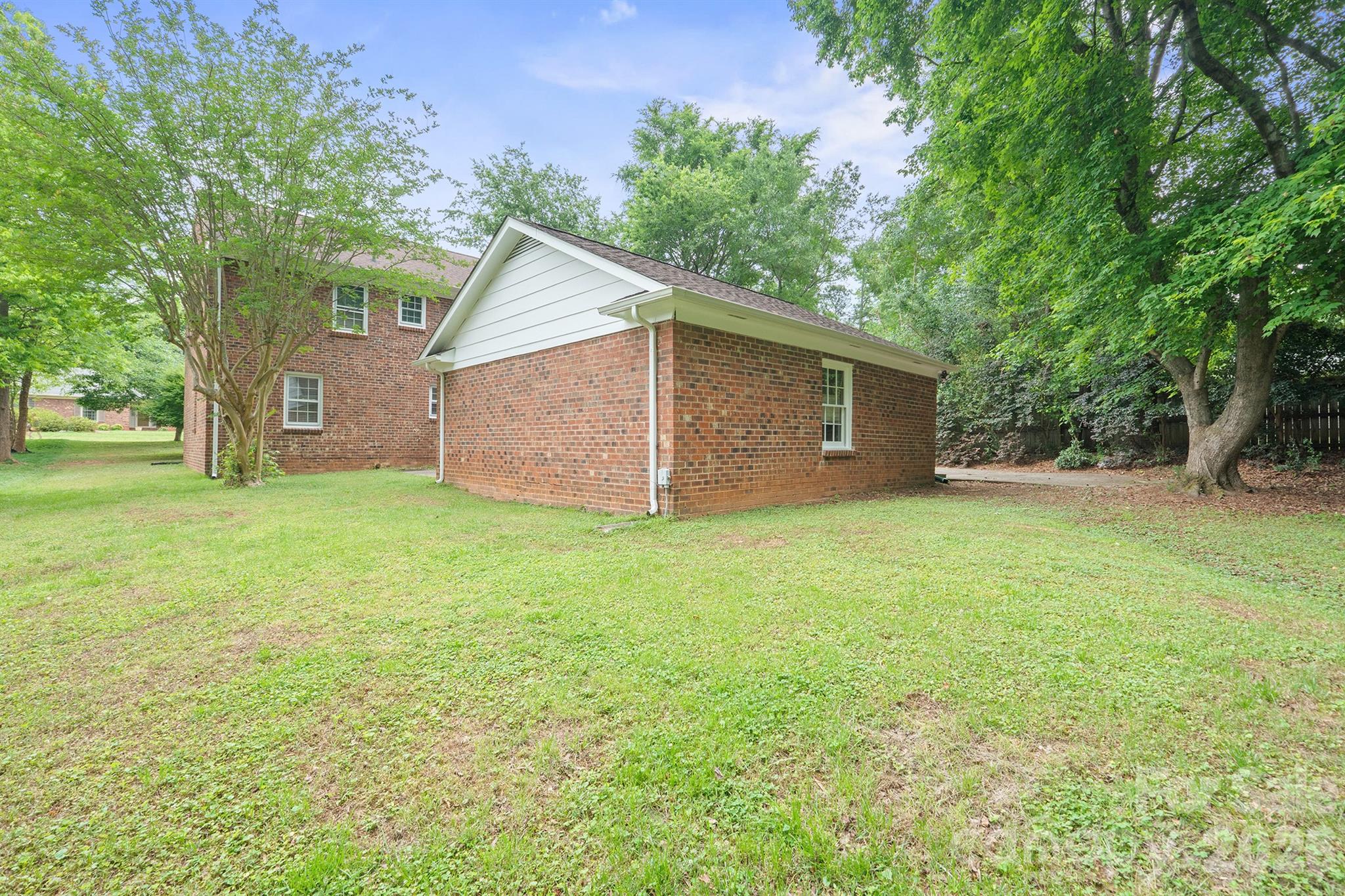 1122 Berry Ridge Road Charlotte, NC 28270 - Photo 45 of 48 Gallery Image 45