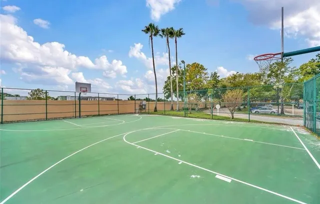 a view of a tennis court