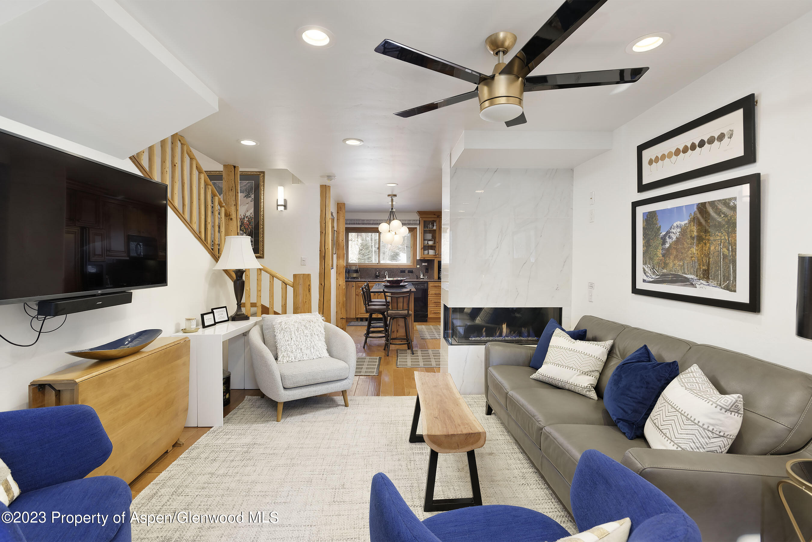 124 East Durant Ave Unit 10  