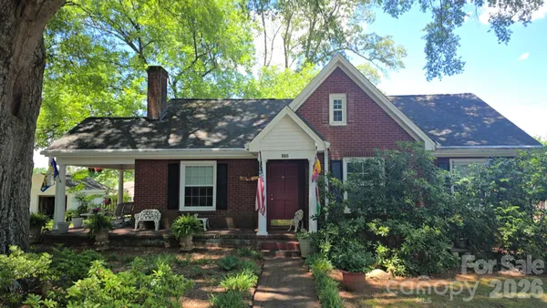$265,000 | 806 South Main Avenue, Newton, NC 28658
