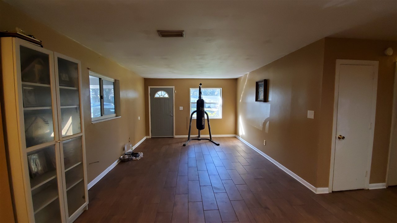 2412 Oxford Road Tallahassee, FL 32304 - Photo 19 of 24