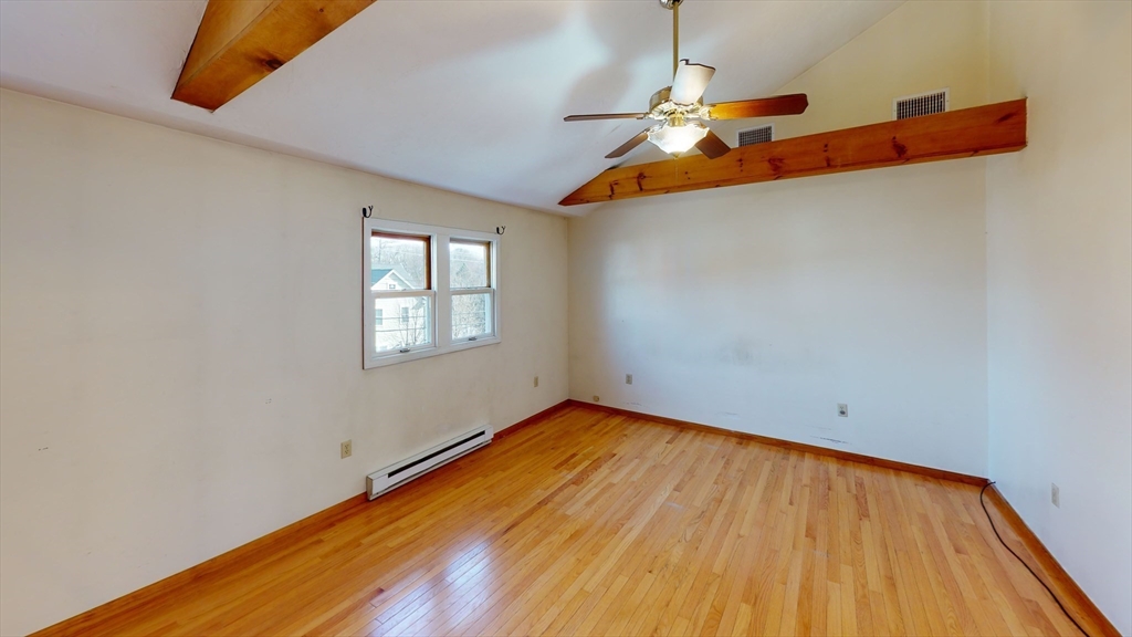 32 Boston Avenue Worcester, MA 01604 - Photo 12 of 26 Gallery Image 12