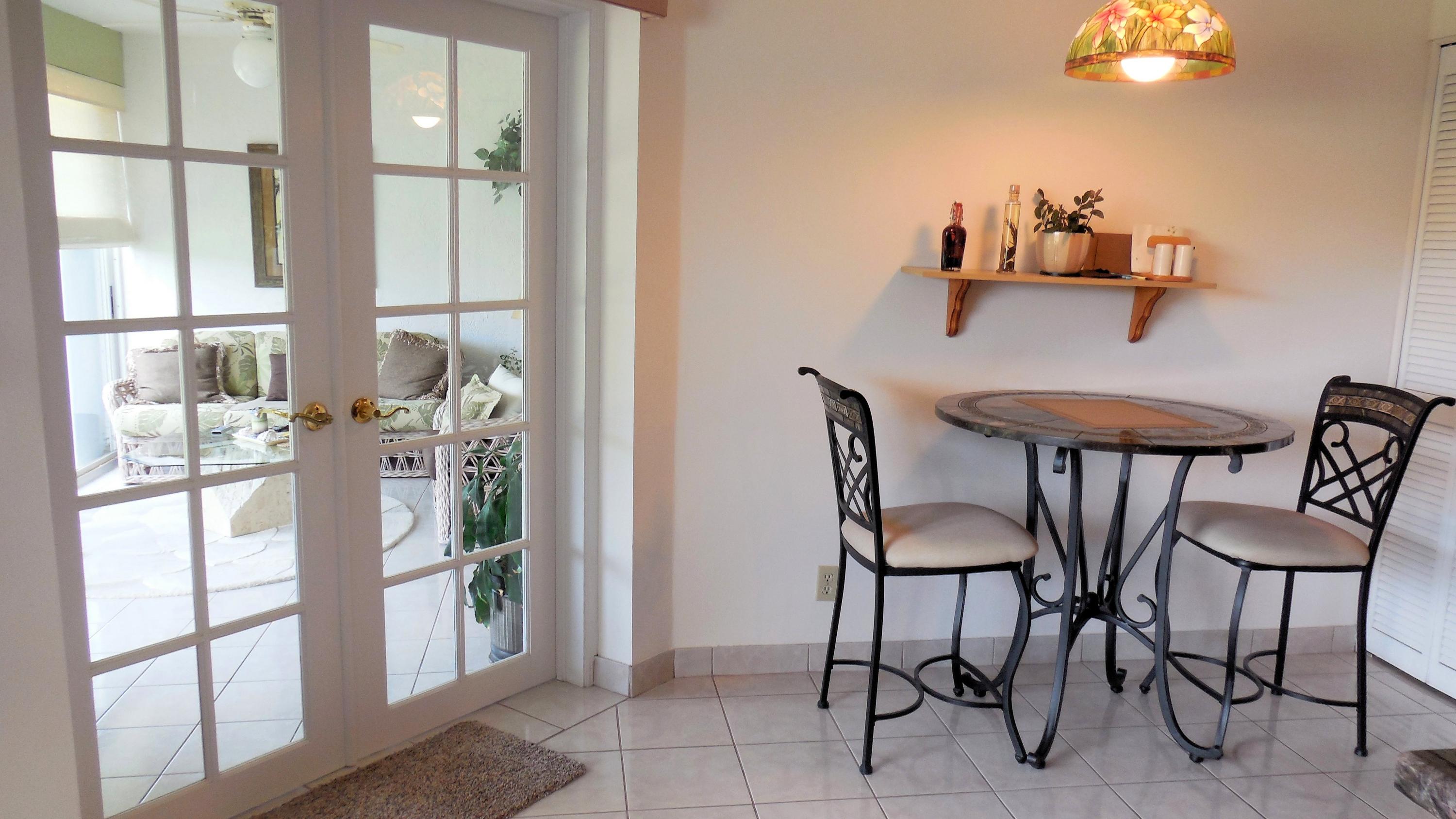 11145 Rios Road Boca Raton, FL 33498 - Photo 10 of 45 CAFE AREA2