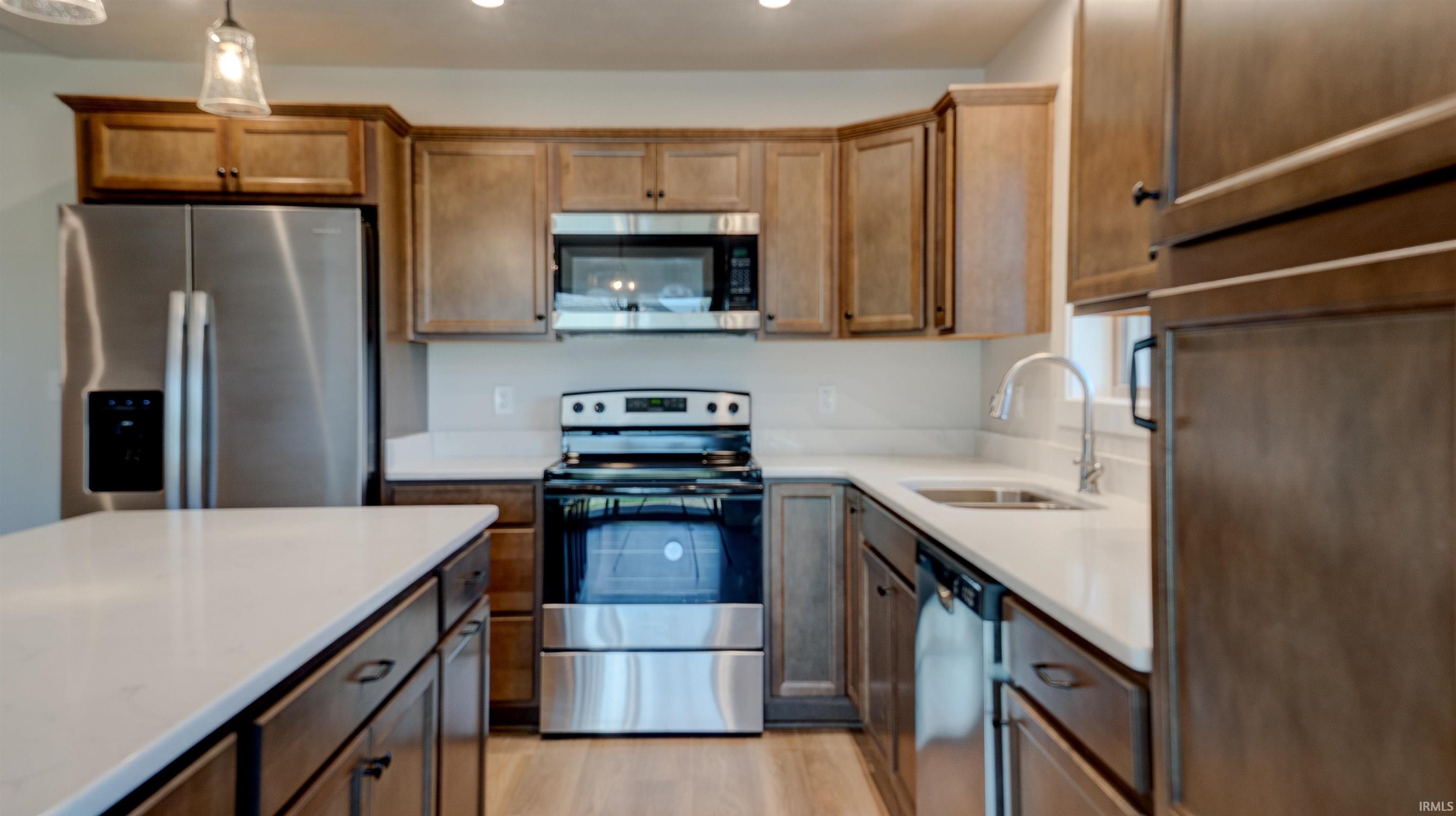 1805 Field View Ferdinand, IN 47532 - Photo 8 of 29 Gallery Image 8