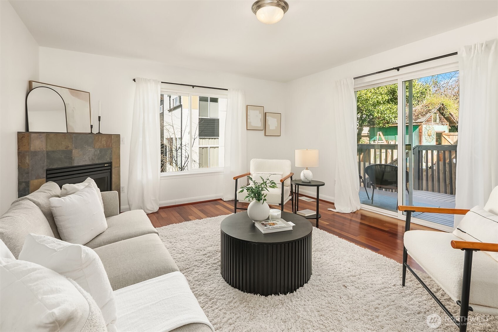 3932 South Lucile Street Seattle, WA 98118 - Photo 8 of 24