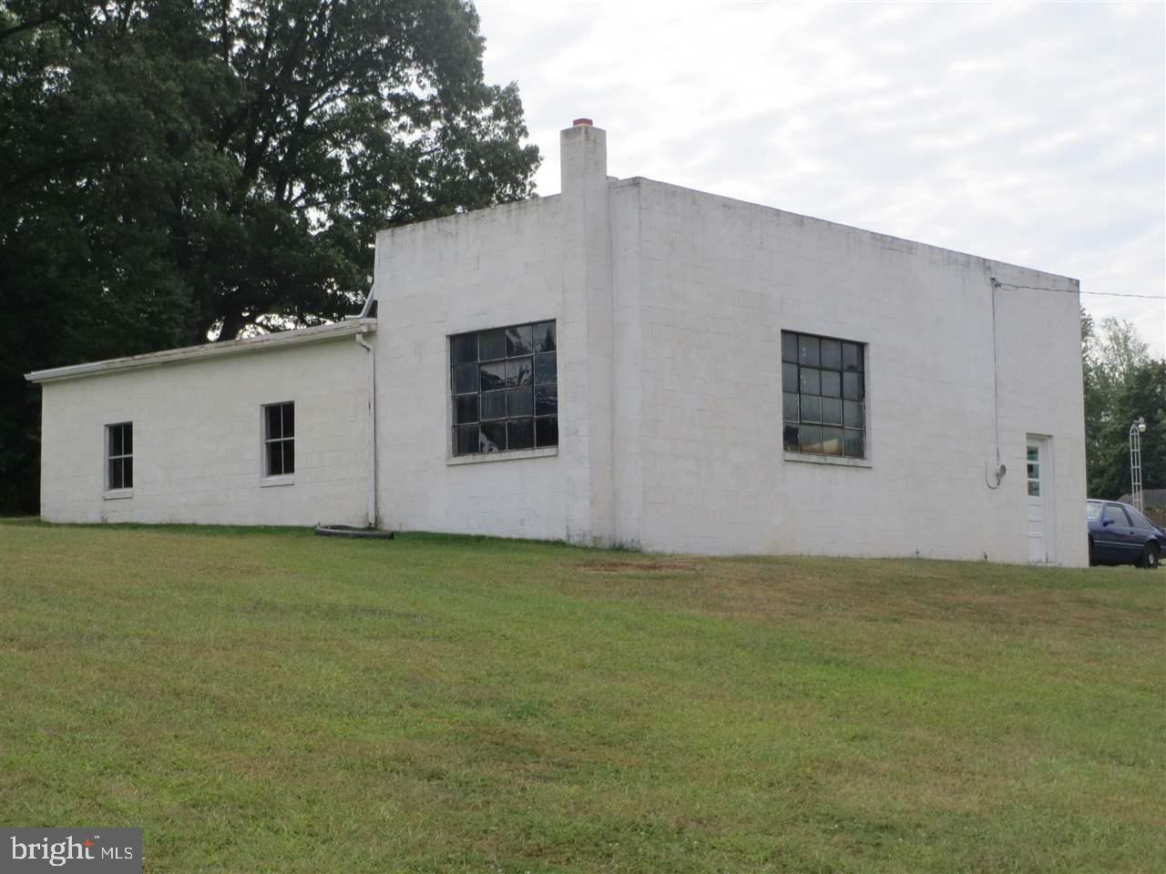 1399 Snyder Corner Road Red Lion, PA 17356 - Photo 6 of 26 Gallery Image 6