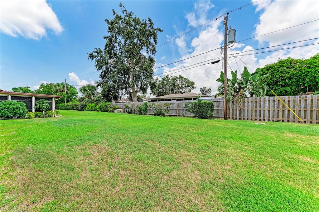 3213 Mercer Road Bradenton, FL 34207 - Photo 30 of 34 Gallery Image 30