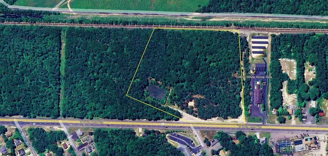 a view of a pathway of a building