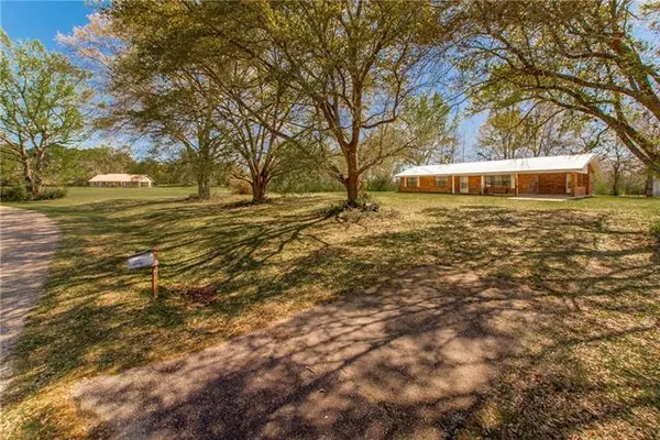 $225,000 | 36140 J W Riles Road, Mount Hermon, LA 70450