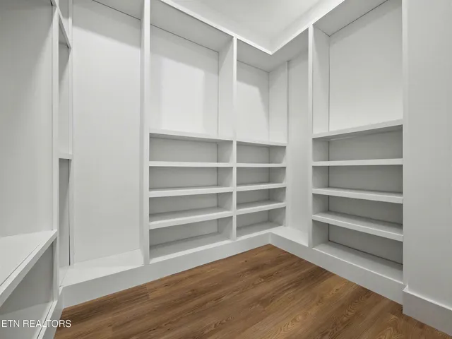 $699,999 | 1904 Amherst Road, Knoxville, TN 37909