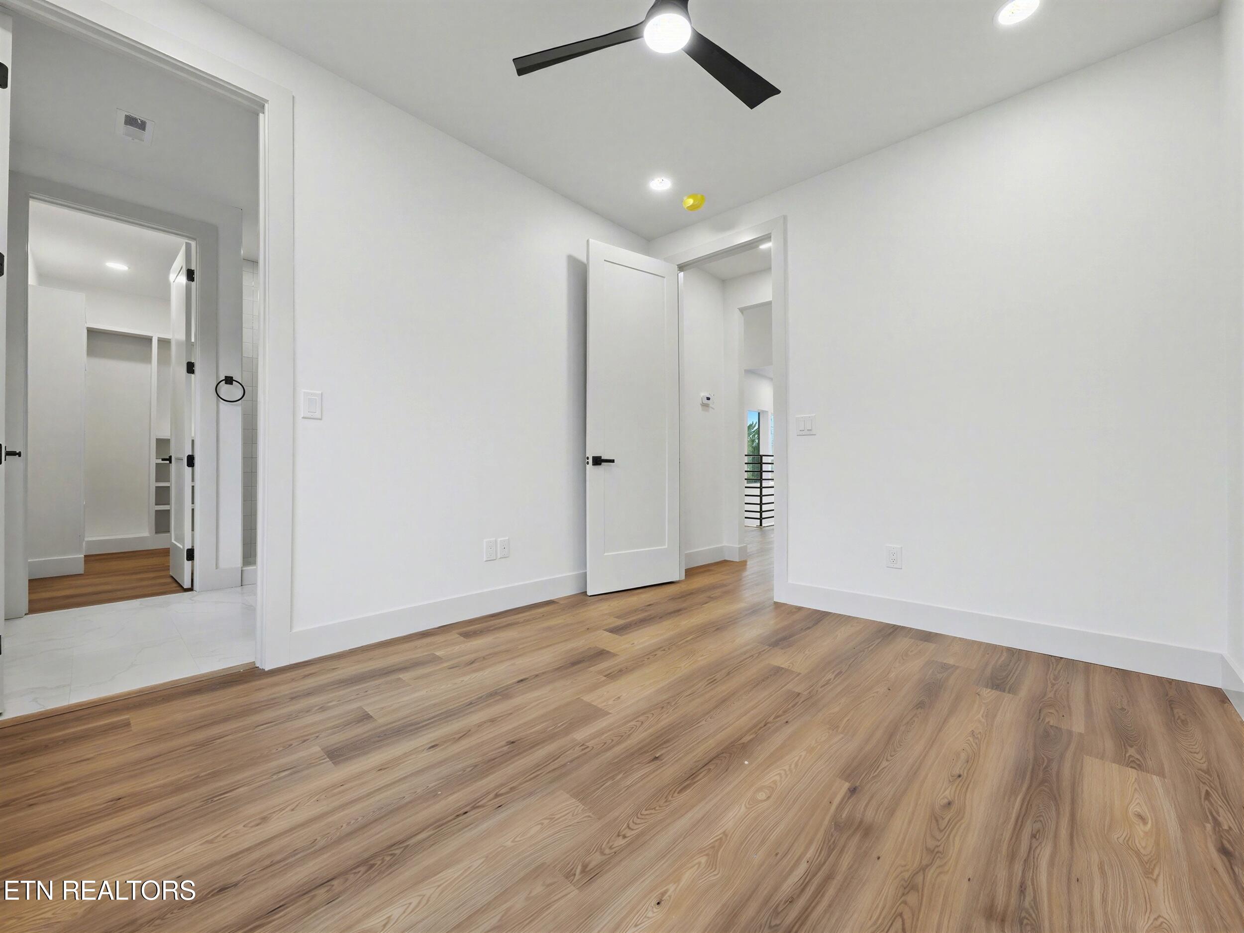 1904 Amherst Road Knoxville, TN 37909 - Photo 33 of 50 23_17