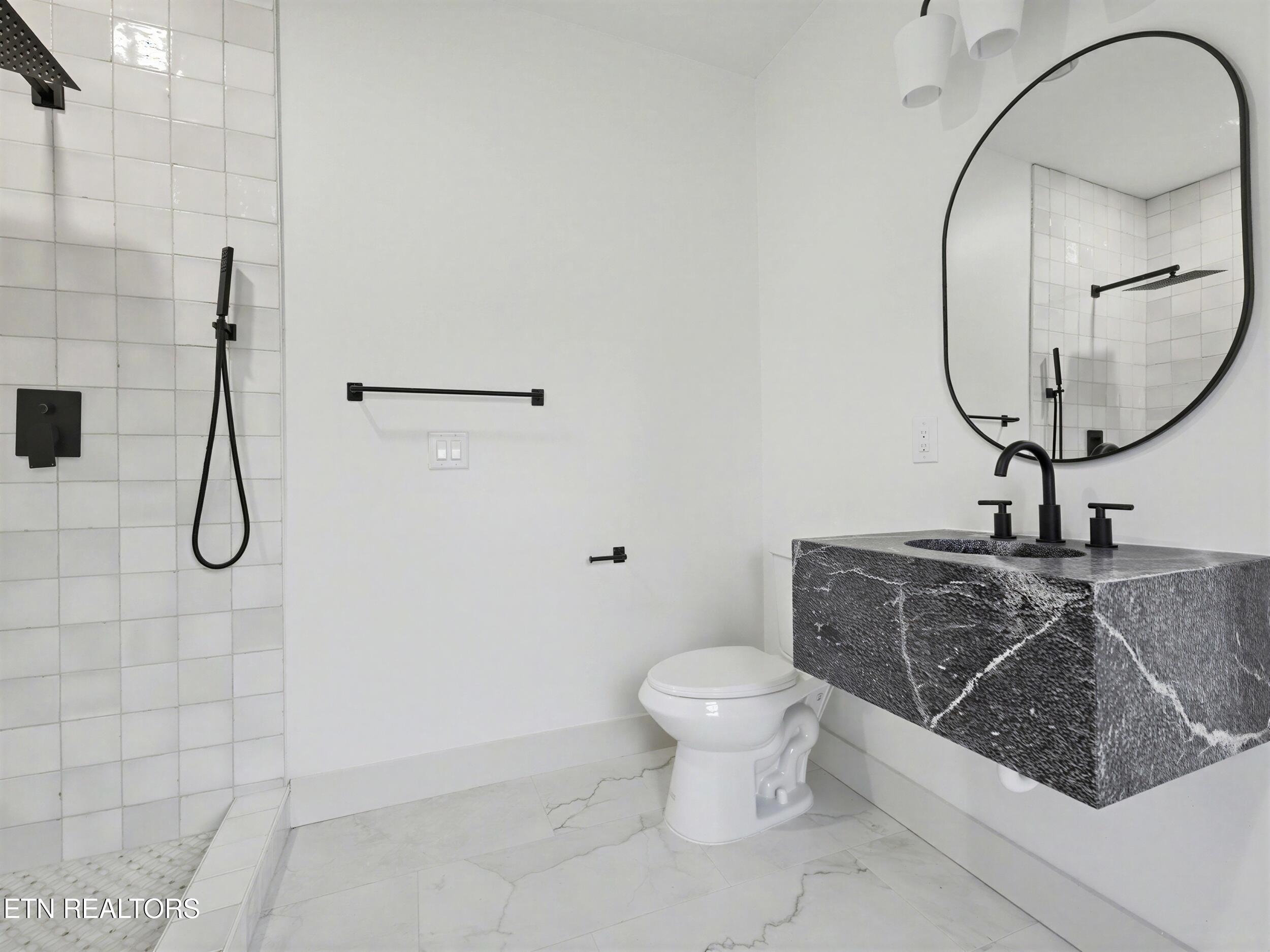 1904 Amherst Road Knoxville, TN 37909 - Photo 34 of 50 35_31