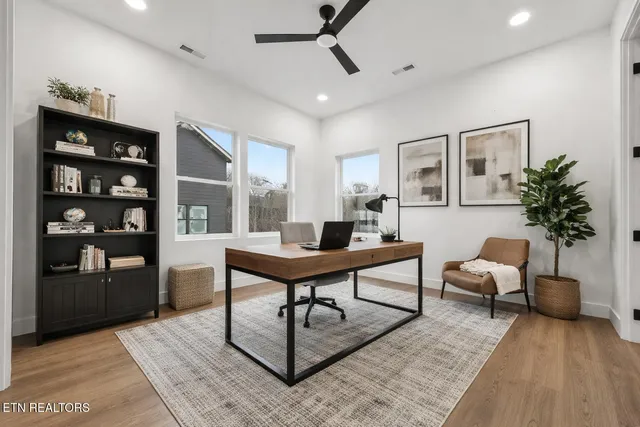 $699,999 | 1904 Amherst Road, Knoxville, TN 37909