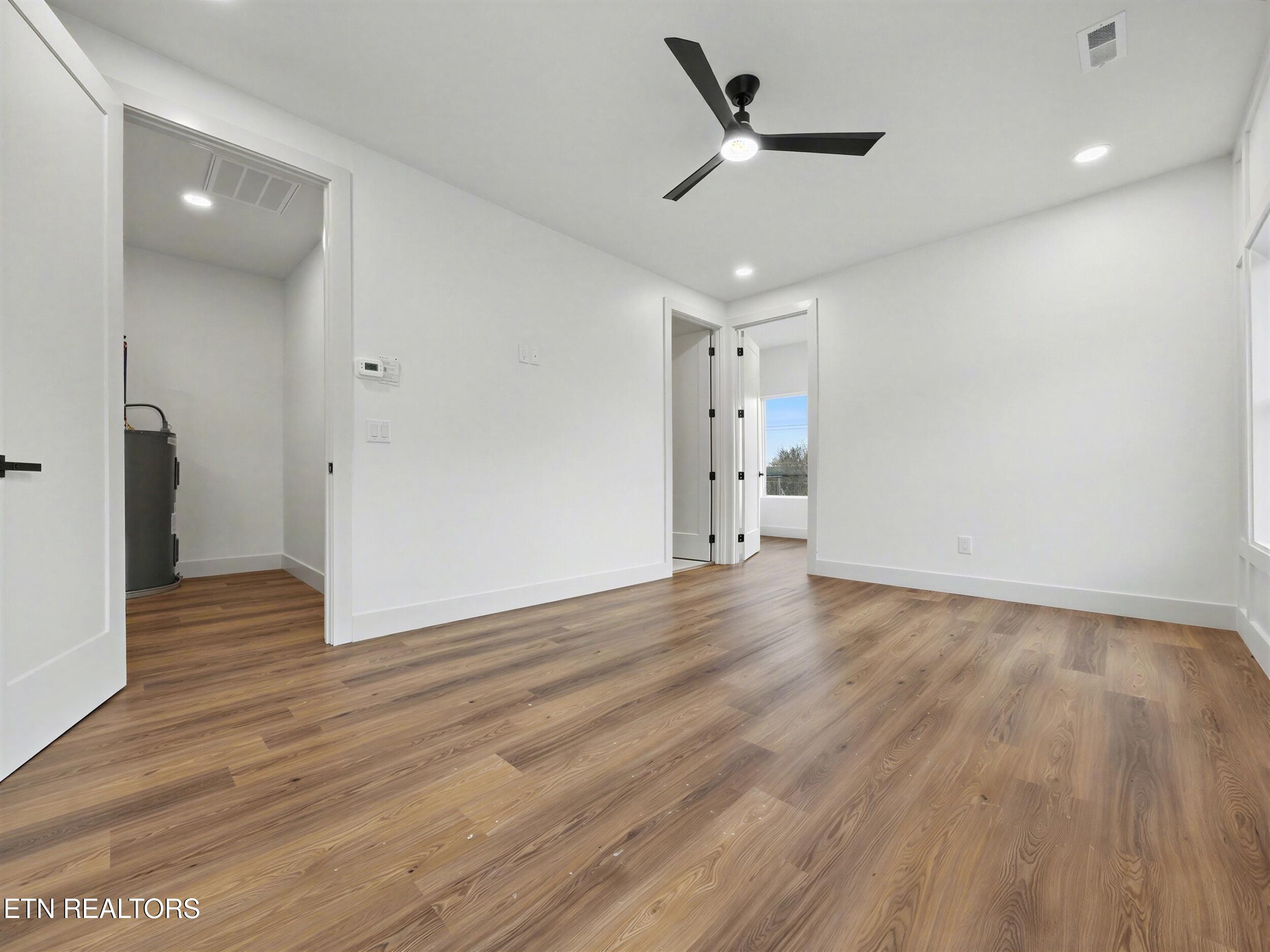 1904 Amherst Road Knoxville, TN 37909 - Photo 40 of 50 30_24