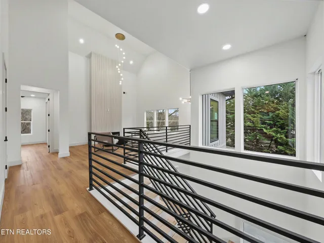 $699,999 | 1904 Amherst Road, Knoxville, TN 37909