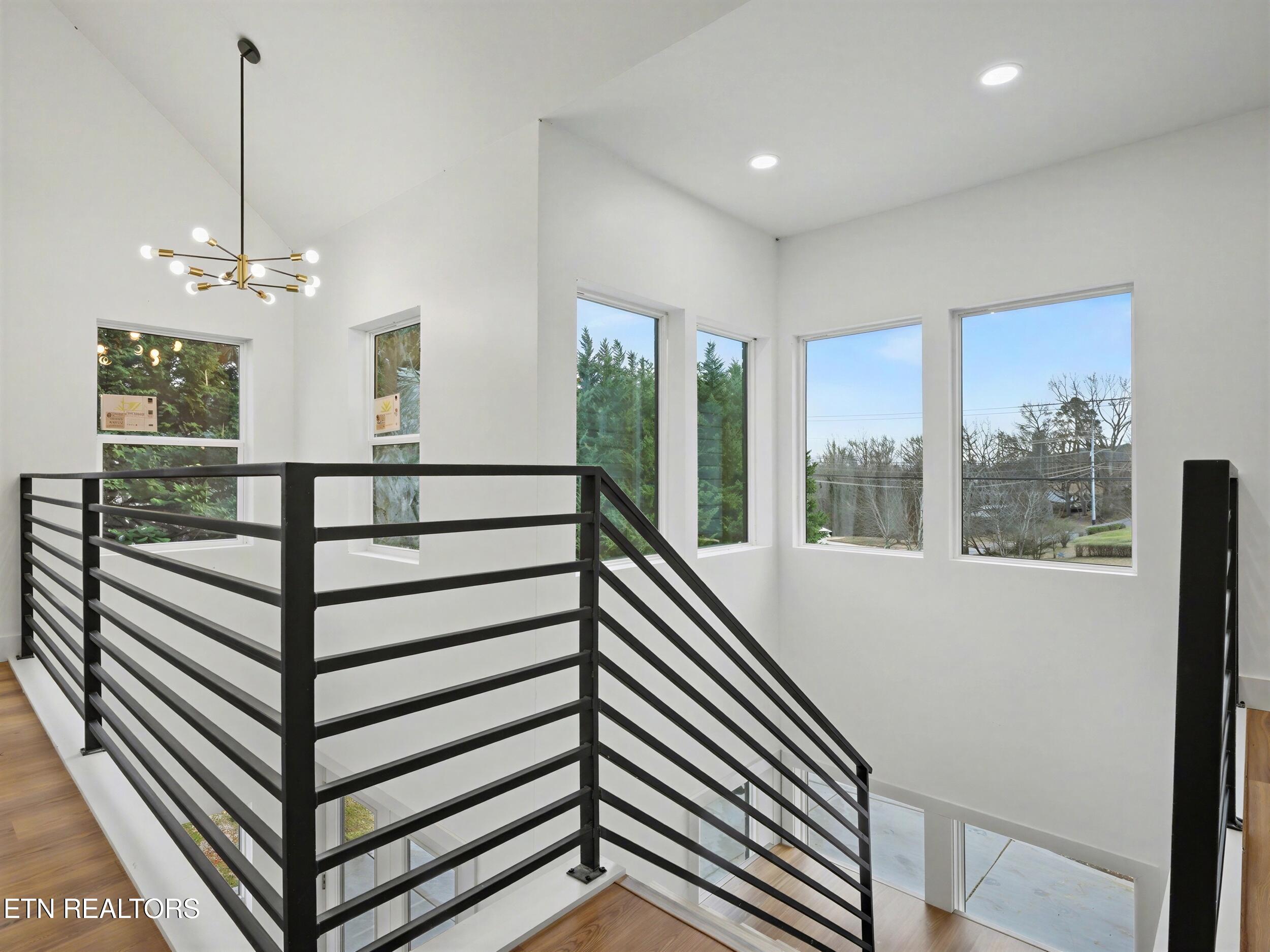 1904 Amherst Road Knoxville, TN 37909 - Photo 43 of 50 42_42