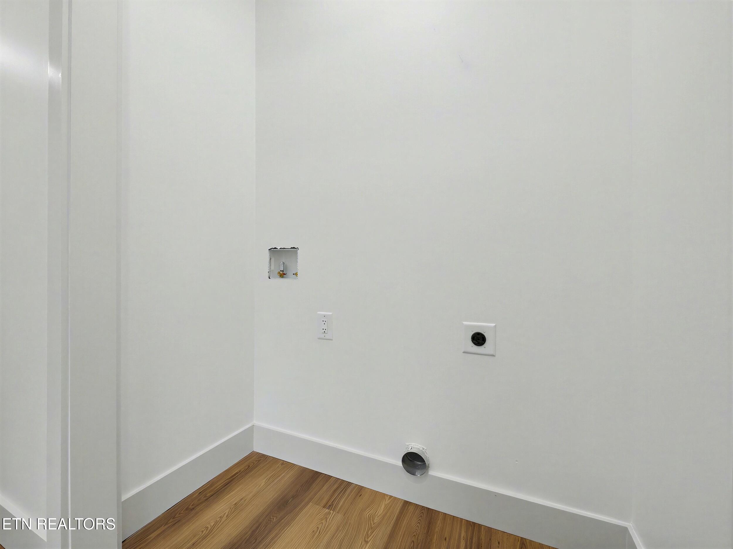 1904 Amherst Road Knoxville, TN 37909 - Photo 45 of 50 44_28