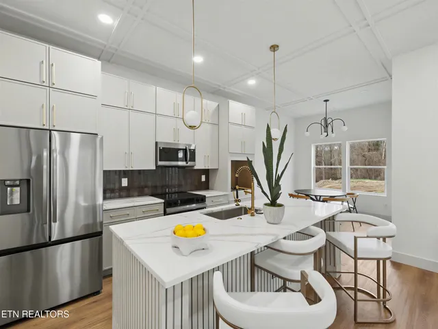 $699,999 | 1904 Amherst Road, Knoxville, TN 37909