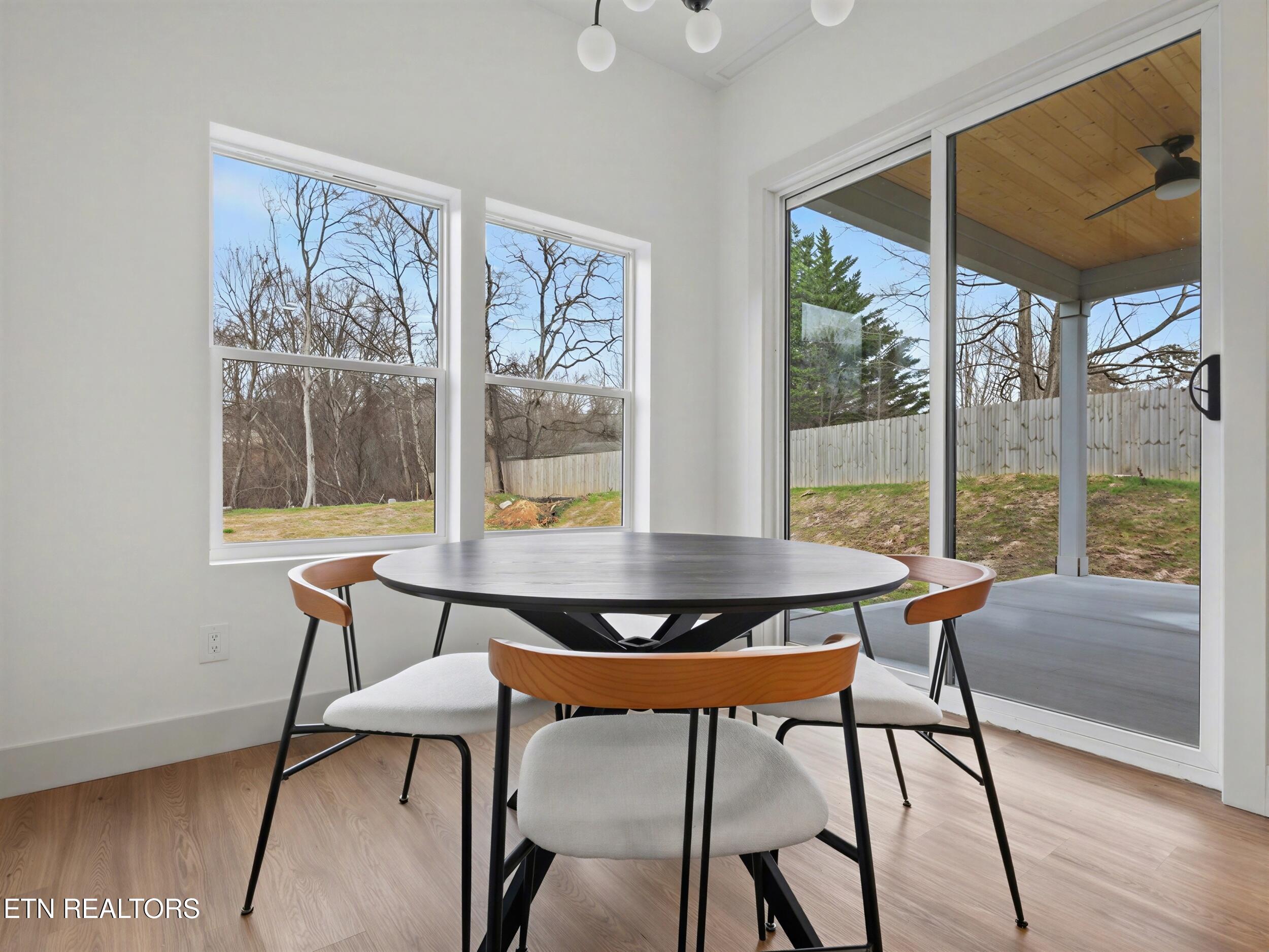 1904 Amherst Road Knoxville, TN 37909 - Photo 10 of 50 20_41