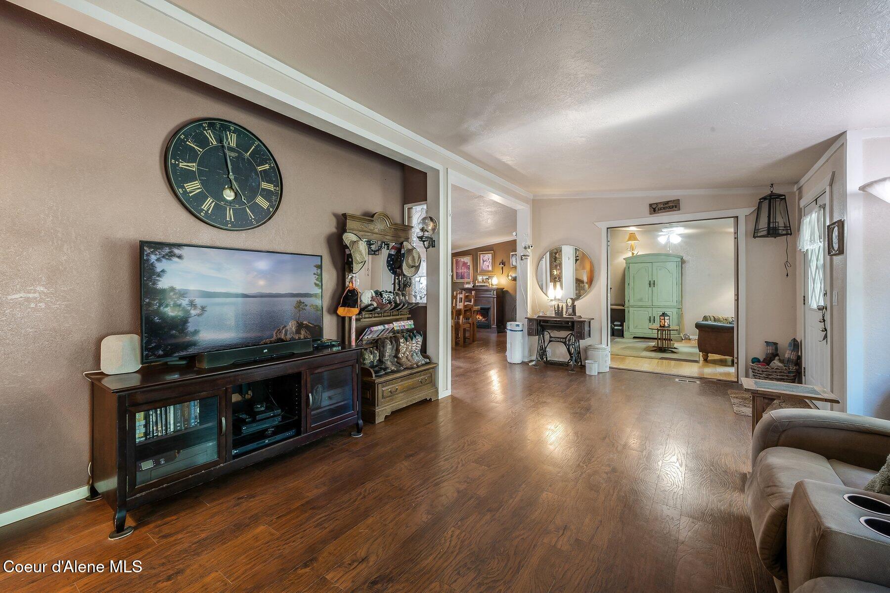 14069 East Twete Road Athol, ID 83801 - Photo 9 of 49 --6.jpg-SMALL