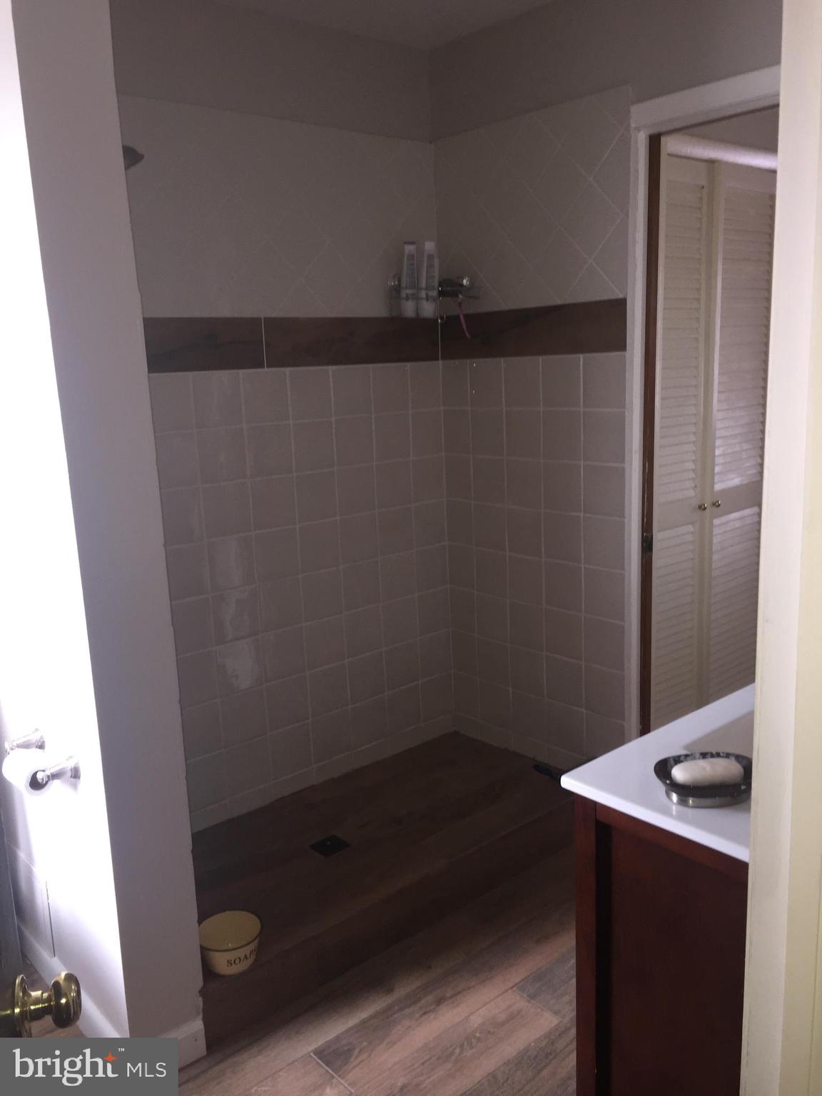 761 Ramsay Street Baltimore, MD 21230 - Photo 17 of 19 Full bath