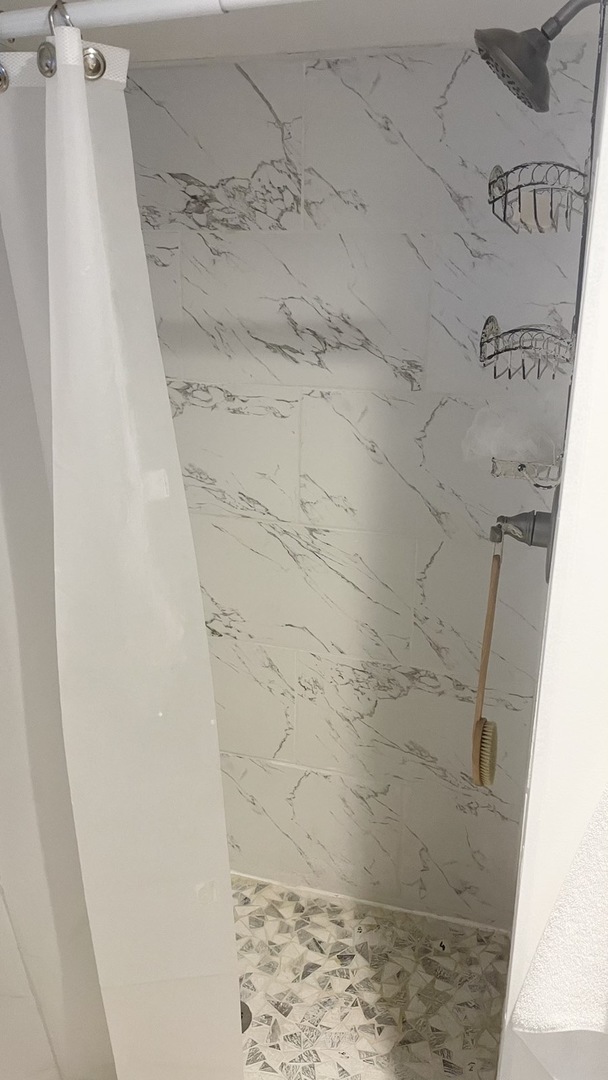 2749 Virginia Lane Glenview, IL 60025 - Photo 24 of 39 a bathroom with a shower