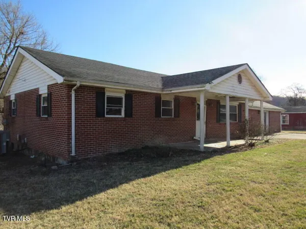 $75,000 | 301 Rose Hill Drive, Rose Hill, VA 24281